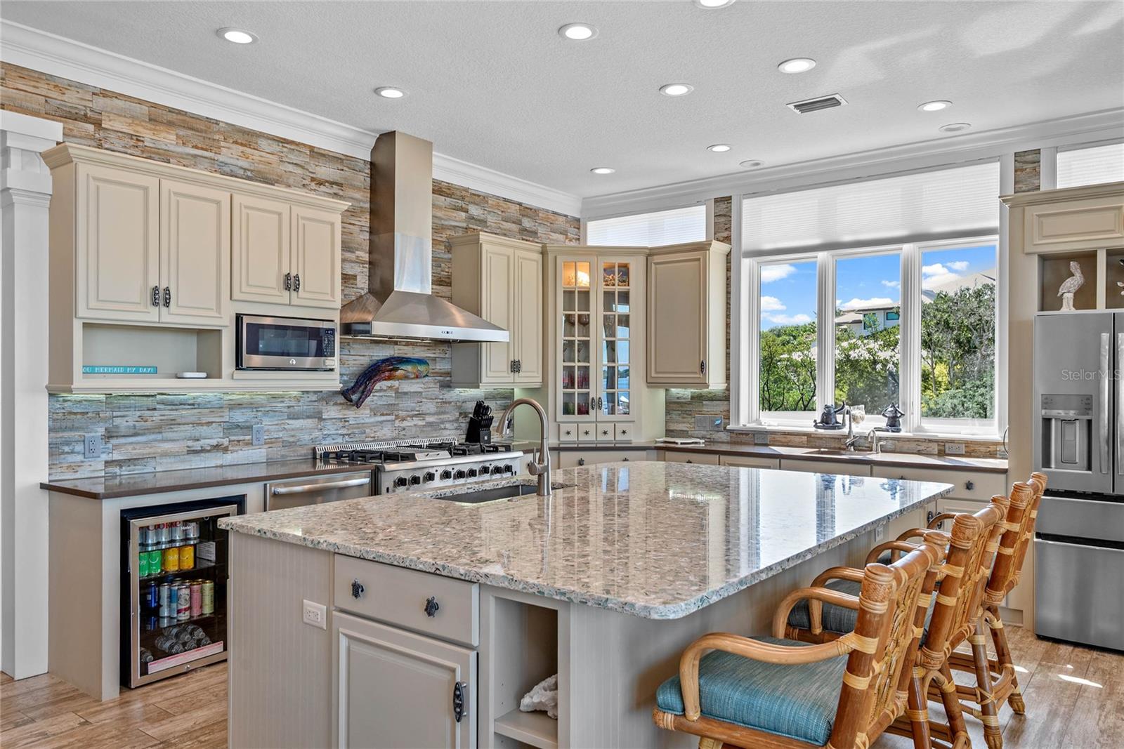 SPYGLASS - Residential