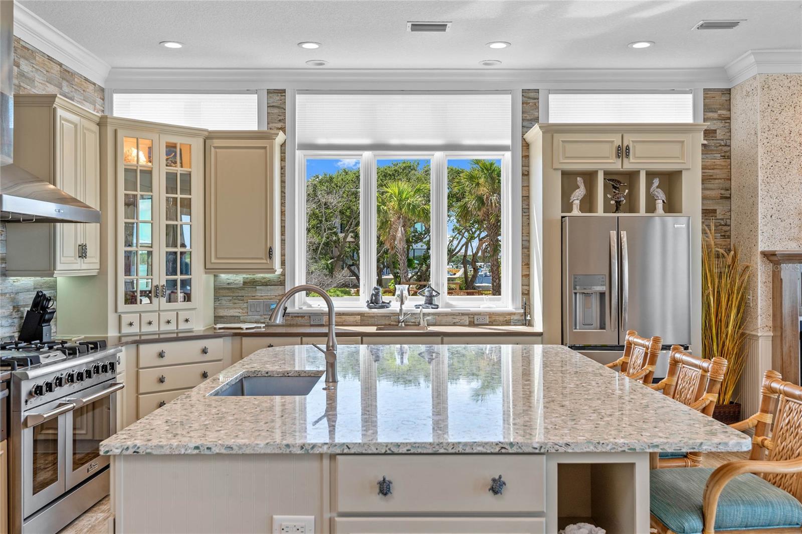 SPYGLASS - Residential