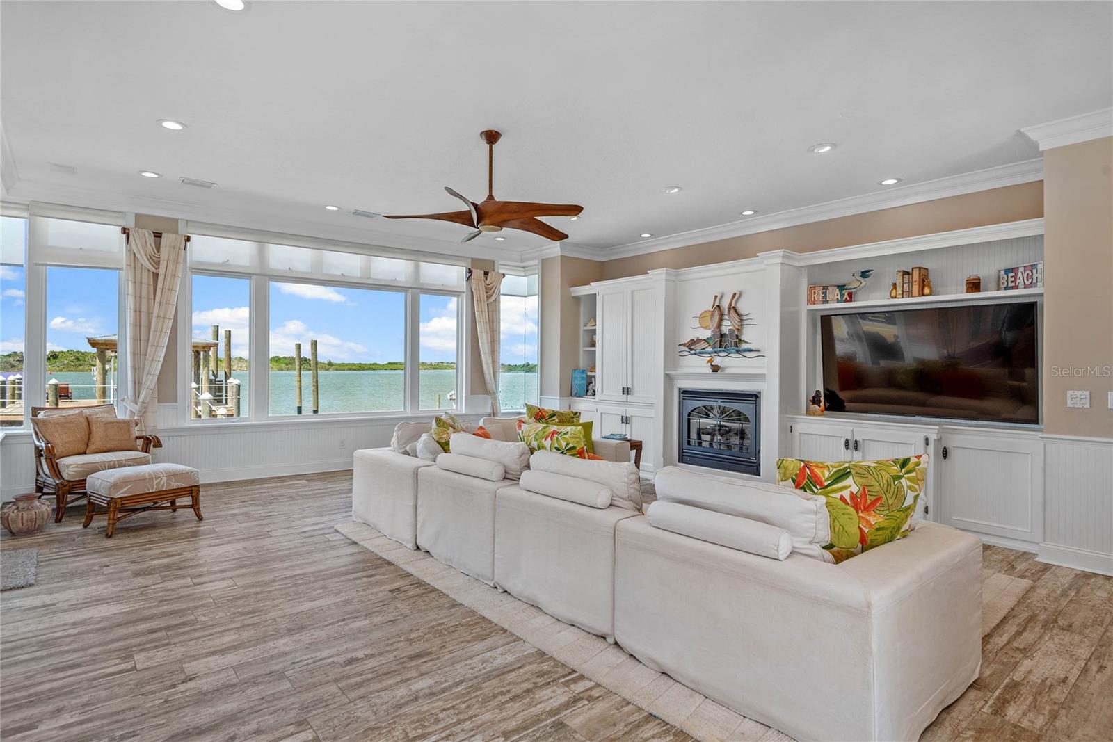 SPYGLASS - Residential