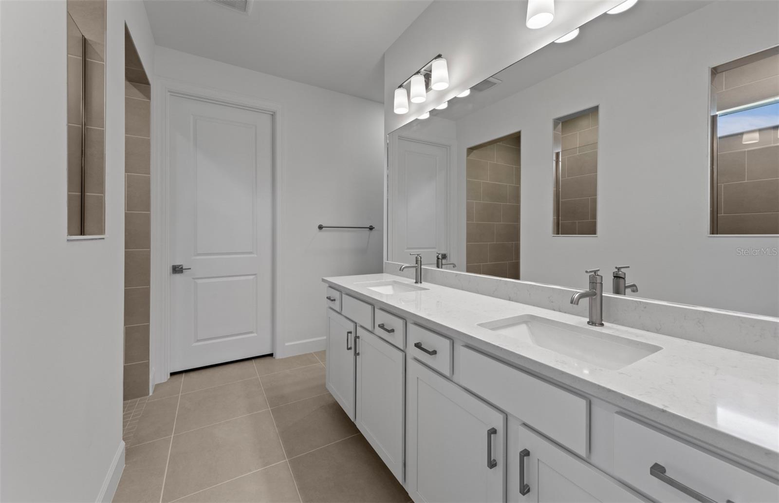 LEGACY GROVES - Residential