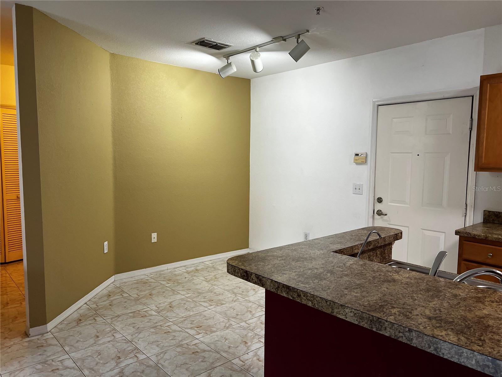 THE REGISTRY AT MICHIGAN PARK CONDOMINIUM - Residential