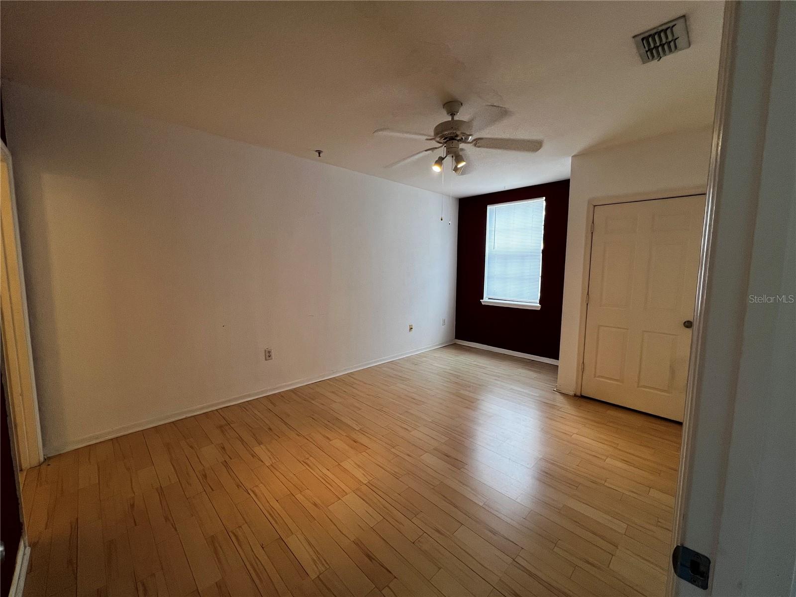 THE REGISTRY AT MICHIGAN PARK CONDOMINIUM - Residential