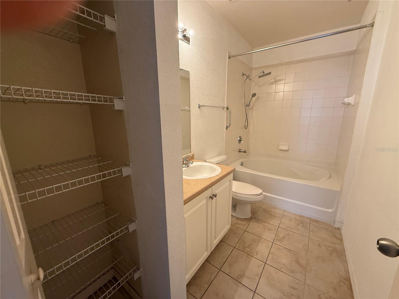 THE REGISTRY AT MICHIGAN PARK CONDOMINIUM - Residential