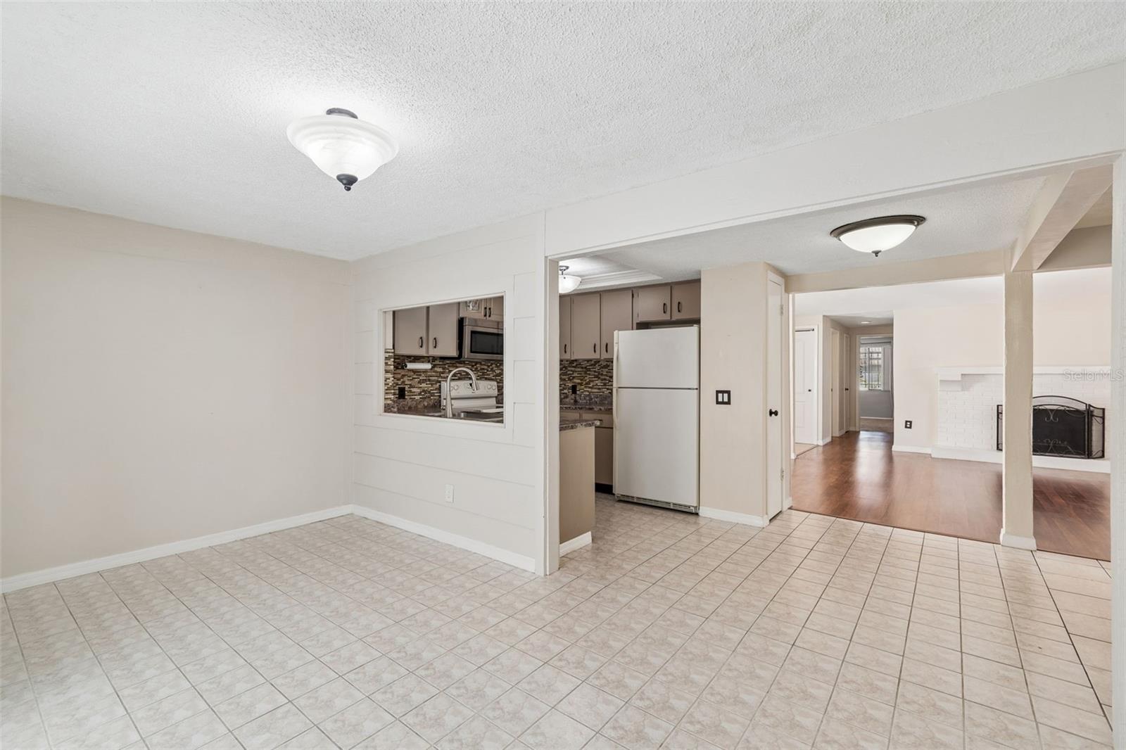 BEACON WOODS VILLAGE - Residential