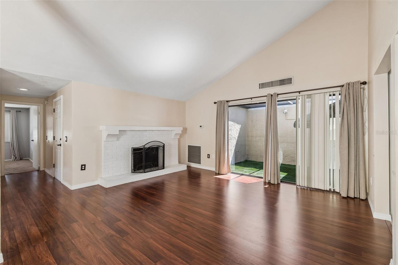 BEACON WOODS VILLAGE - Residential