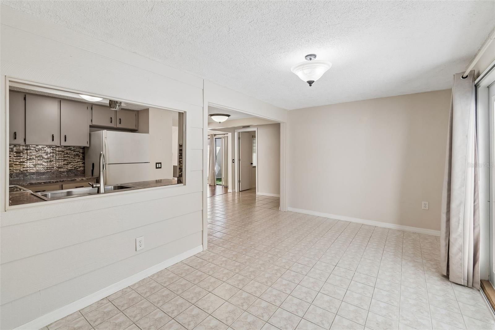 BEACON WOODS VILLAGE - Residential