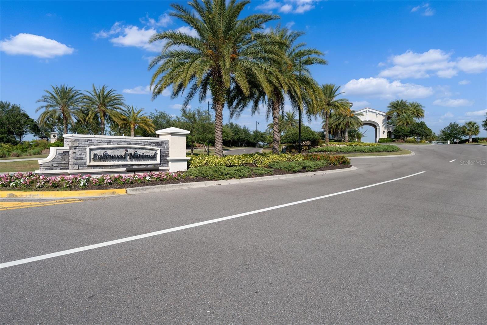 TERRACE II AT LAKEWOOD NATIONAL PH 2 - Residential Lease