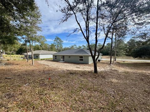 A home in DUNNELLON