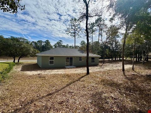 A home in DUNNELLON