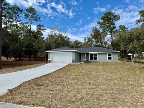 A home in DUNNELLON