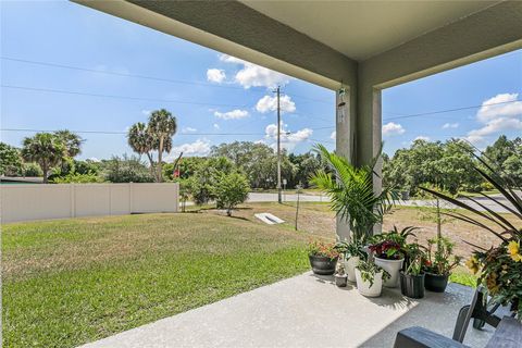 A home in WINTER HAVEN