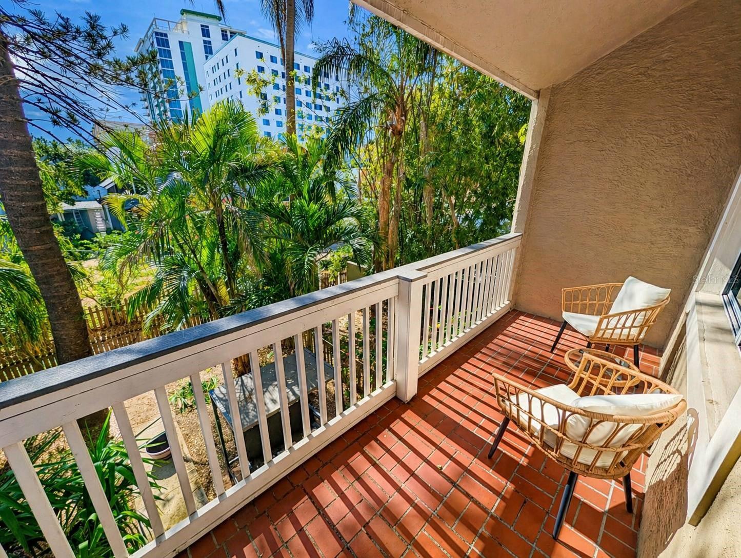 LANGS BUNGALOW COURT - Residential Lease