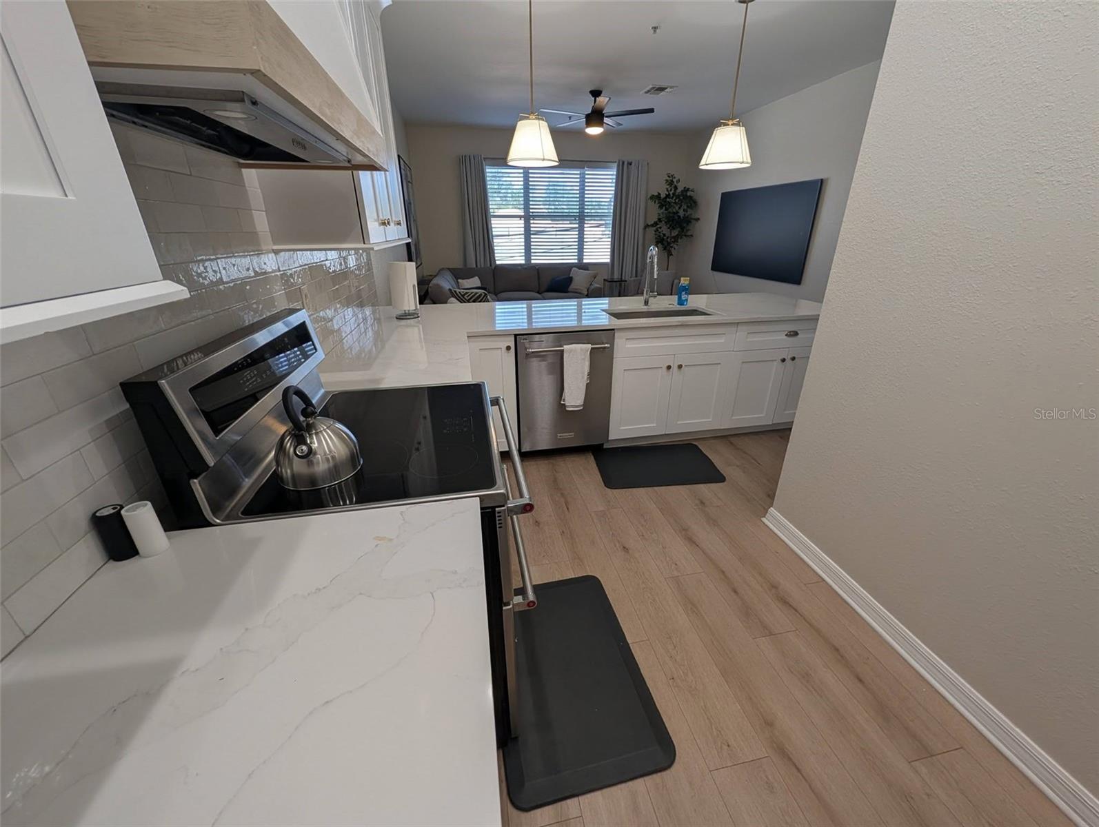 LANGS BUNGALOW COURT - Residential Lease