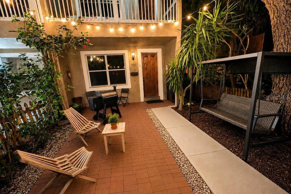 LANGS BUNGALOW COURT - Residential Lease