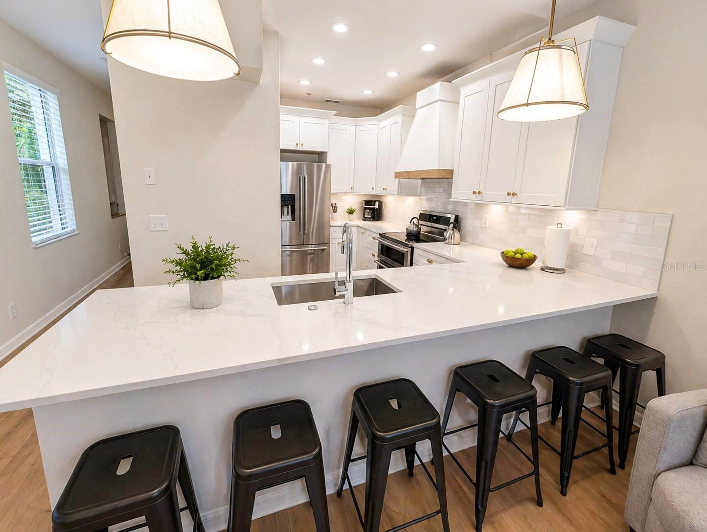LANGS BUNGALOW COURT - Residential Lease