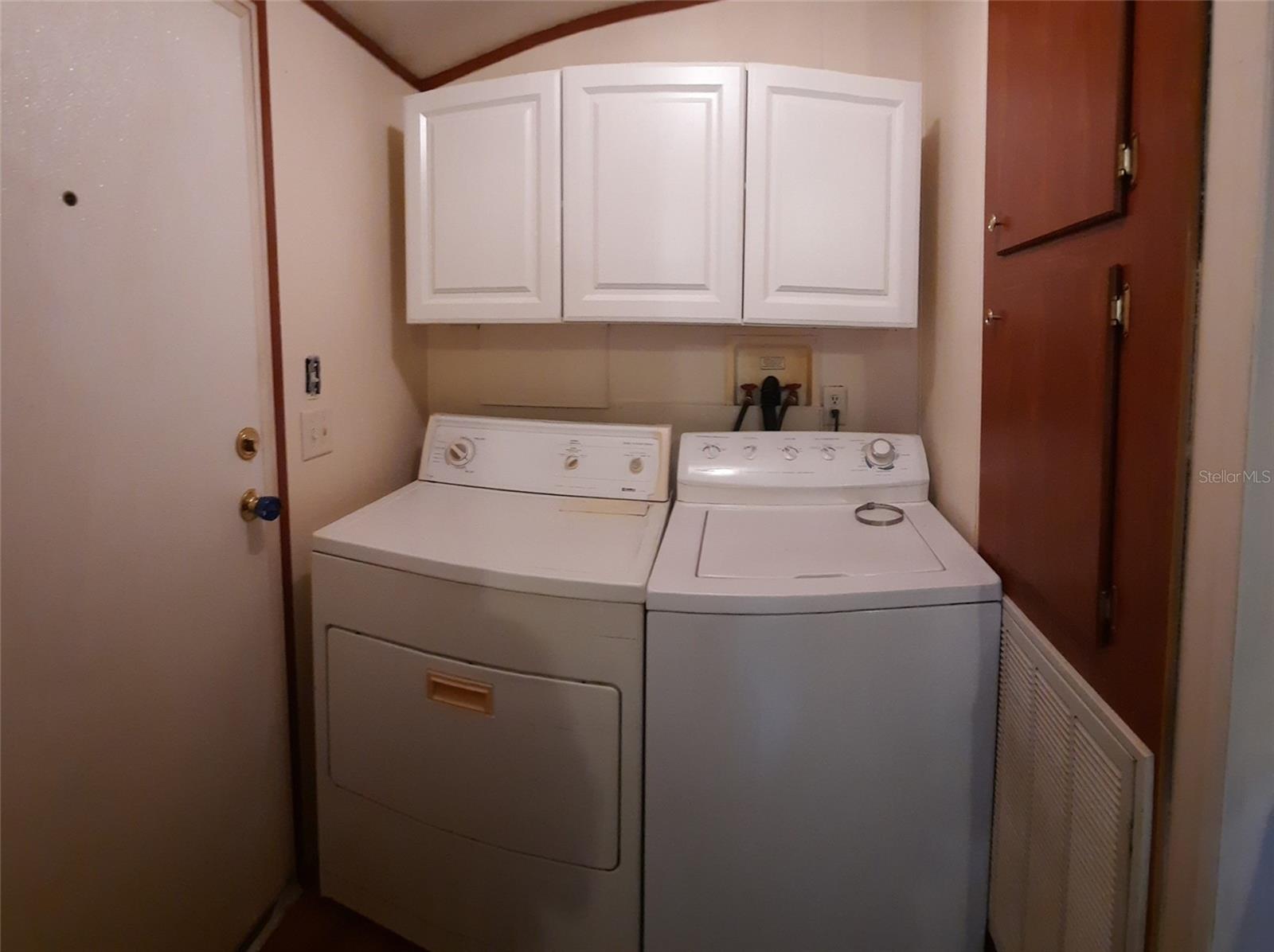 LAZY ACRES - Residential