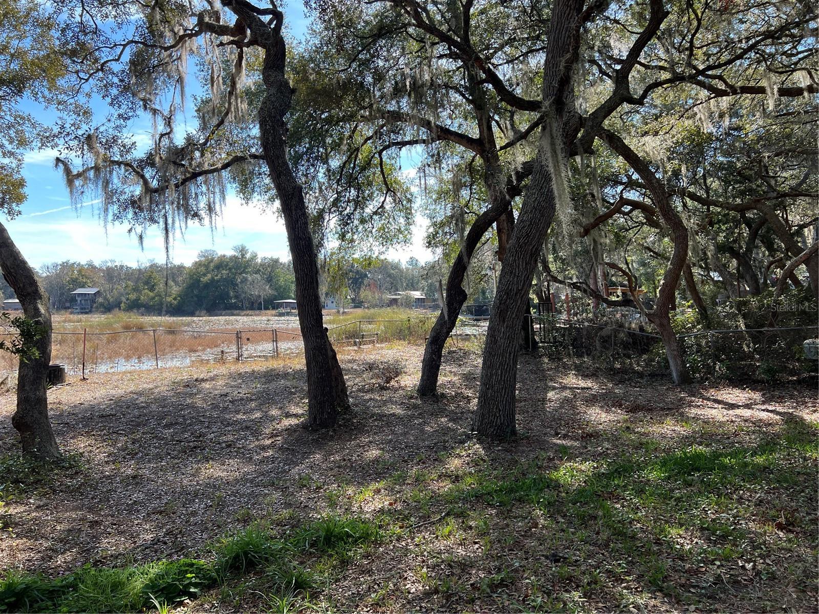 LAZY ACRES - Residential