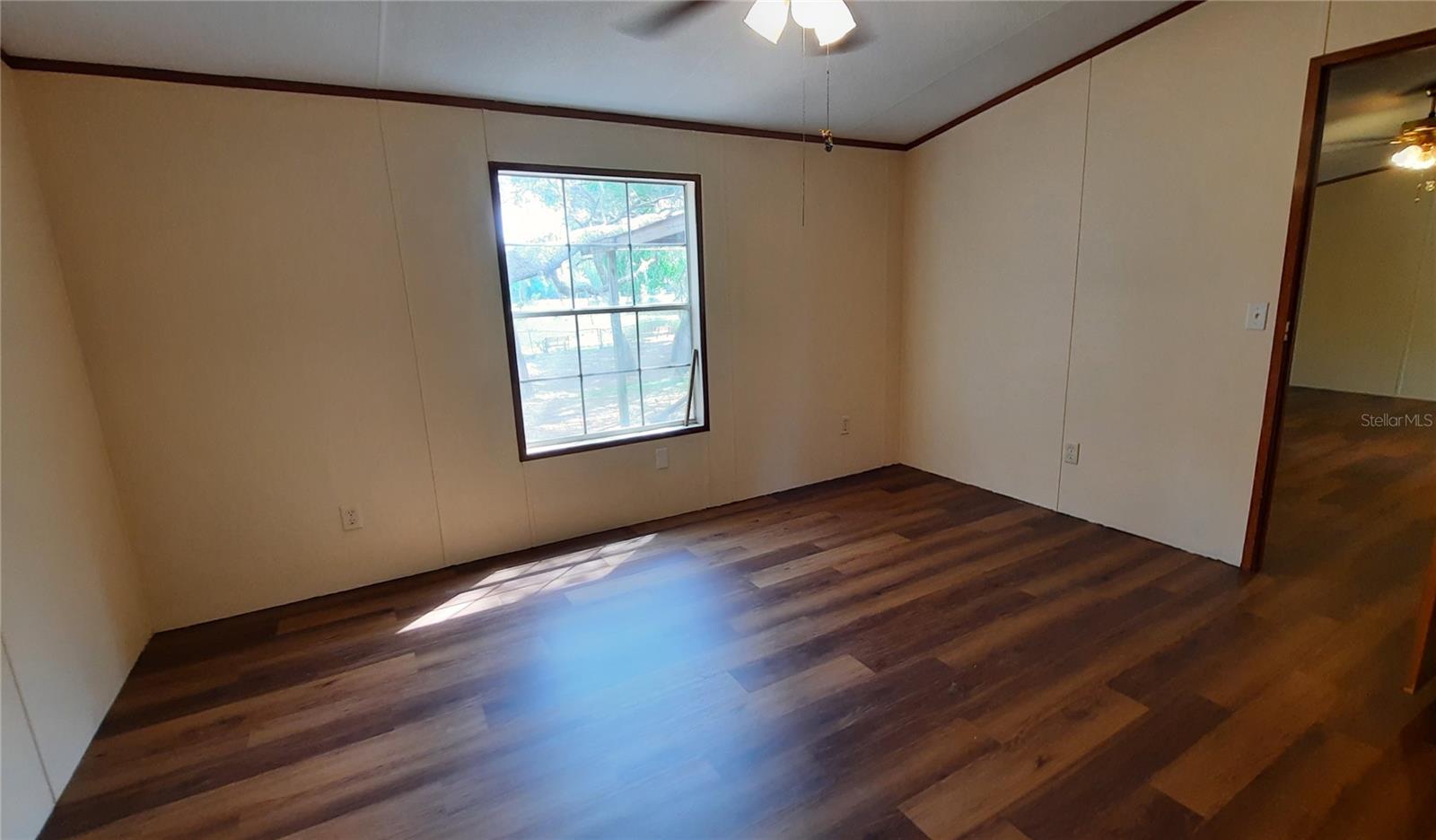 LAZY ACRES - Residential