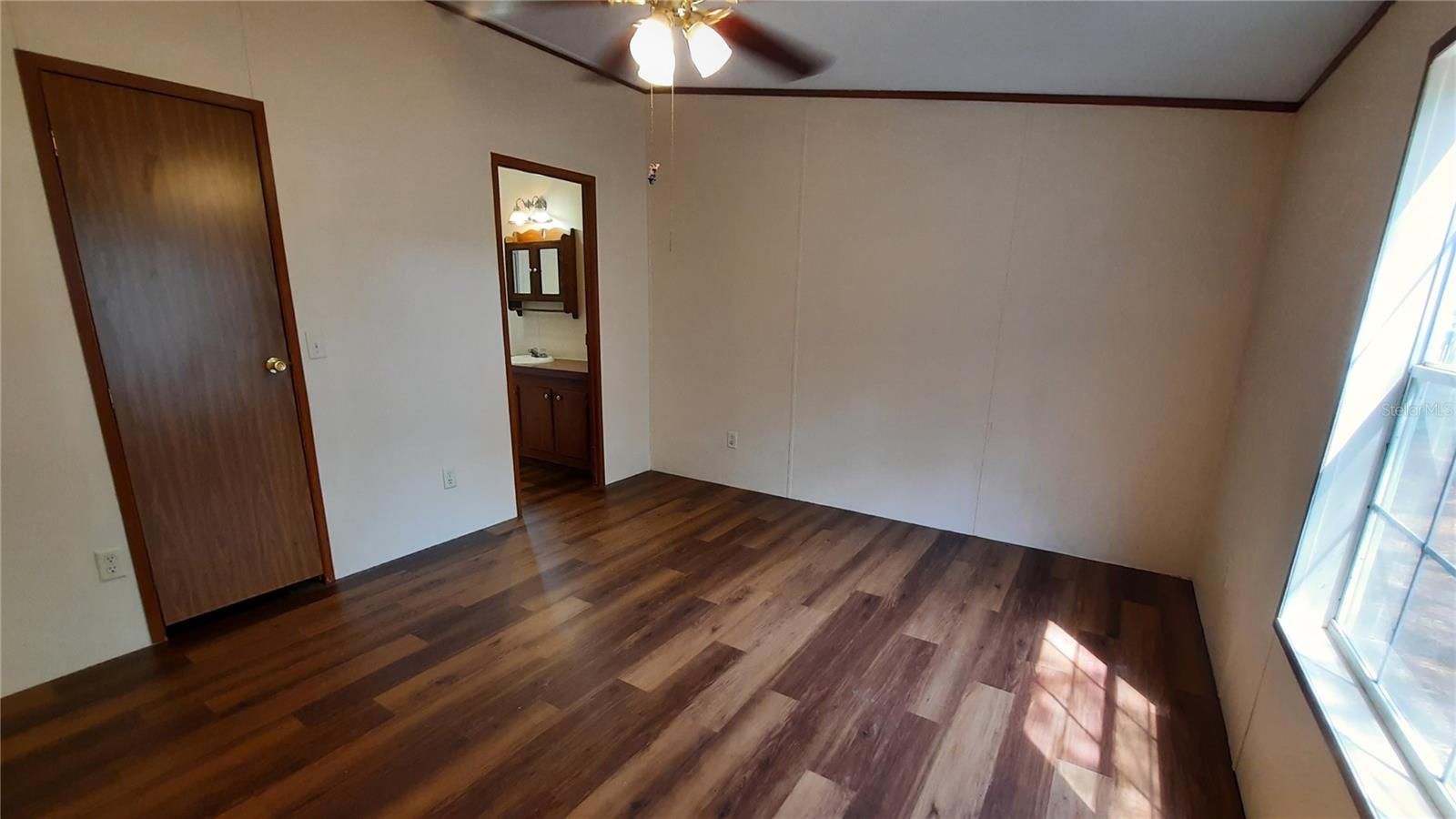 LAZY ACRES - Residential