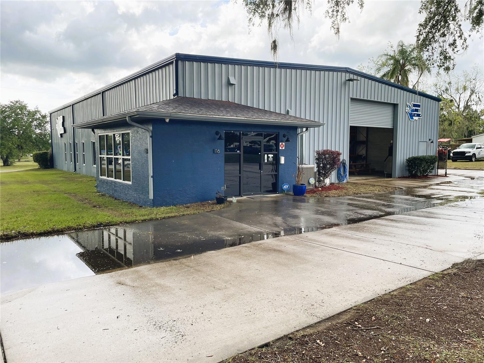 116 W KINGS HIGHWAY