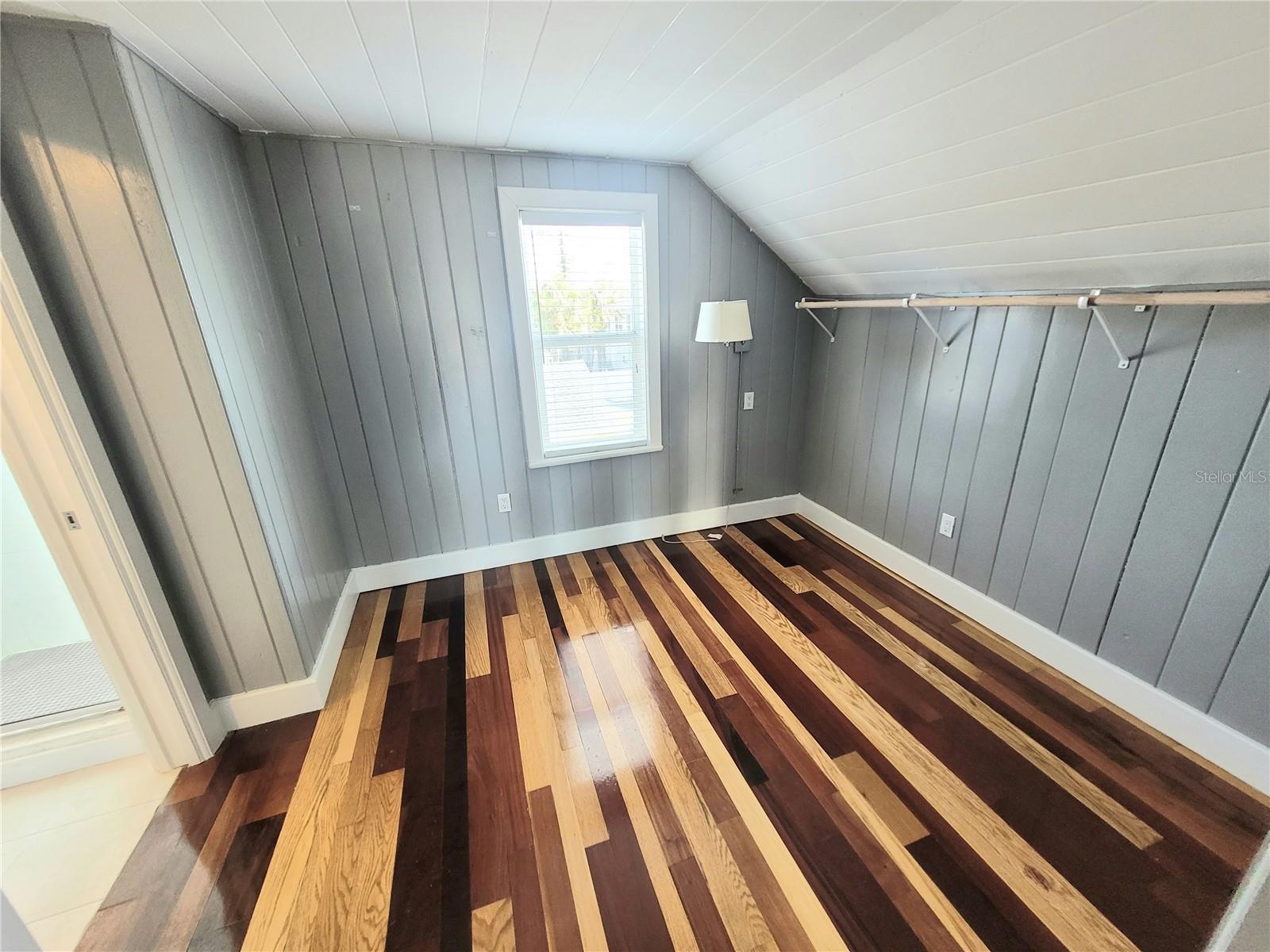 CONEY ISLAND - Residential Lease