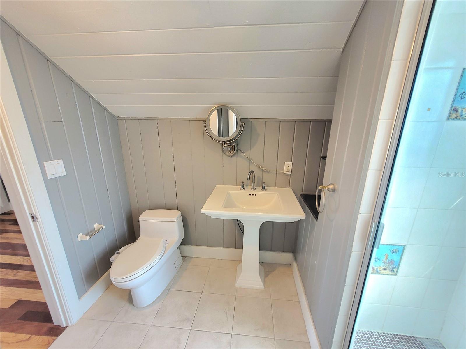 CONEY ISLAND - Residential Lease