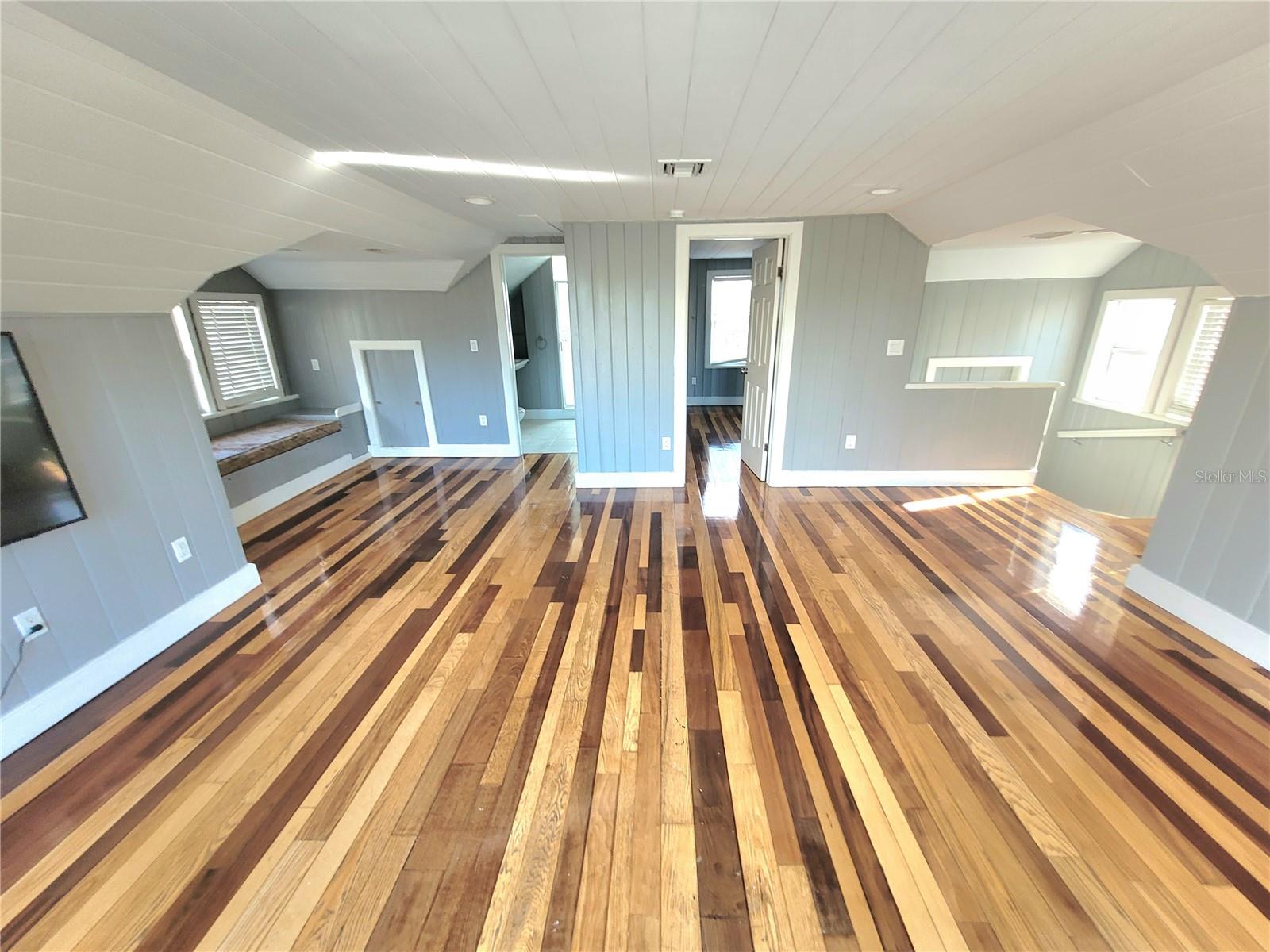 CONEY ISLAND - Residential Lease