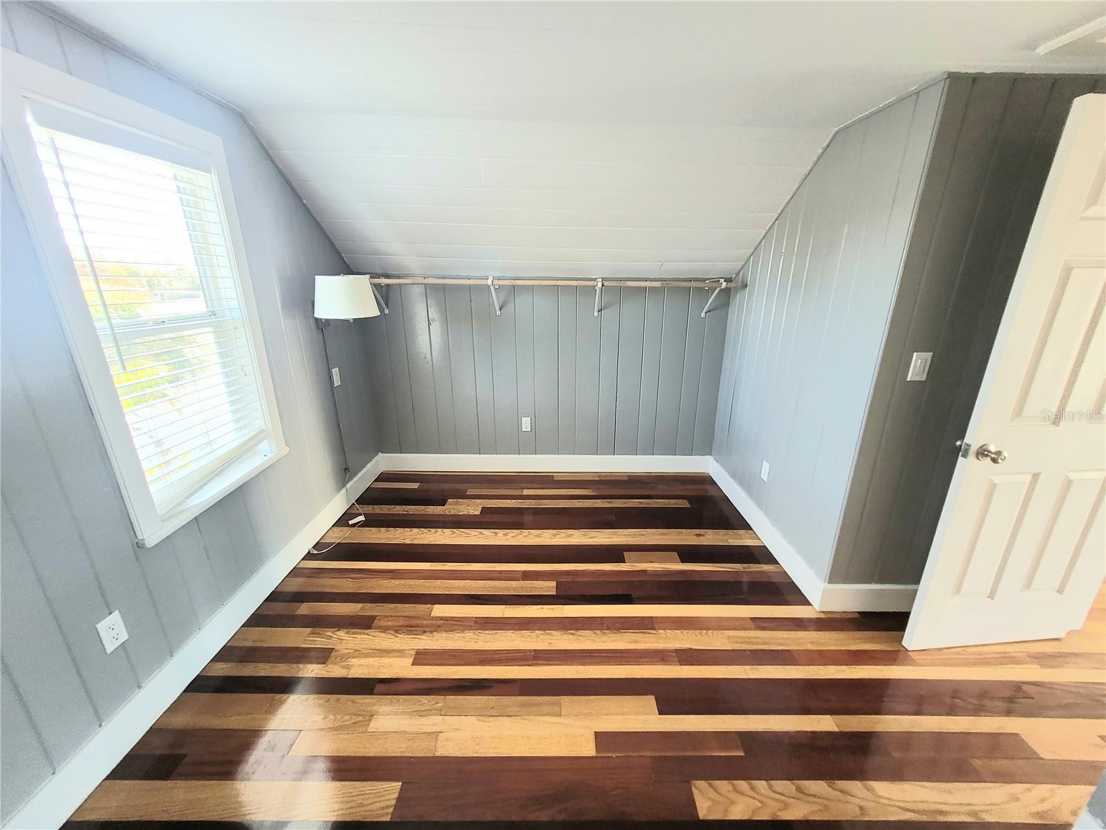 CONEY ISLAND - Residential Lease