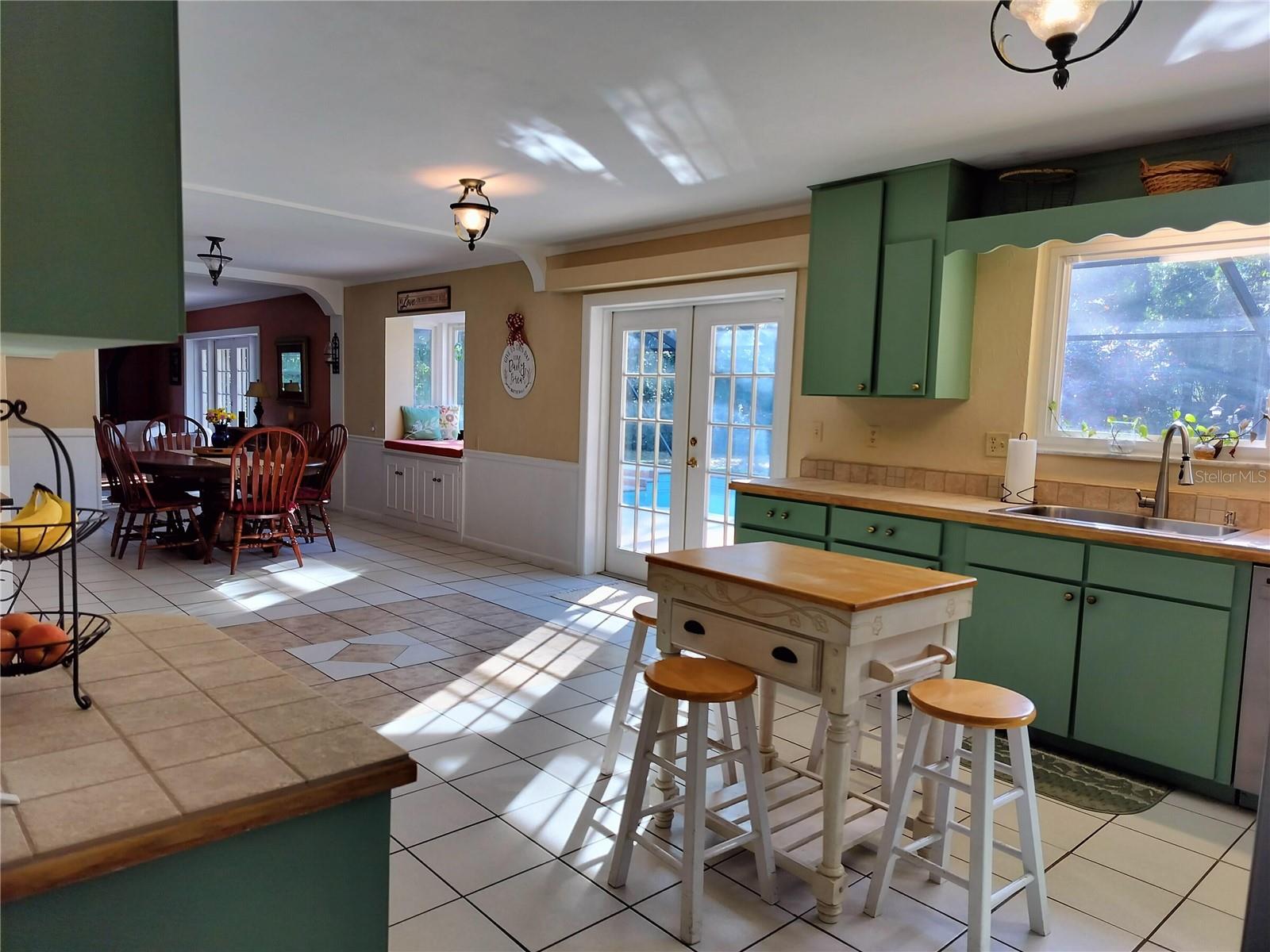 DURANT ESTATES - Residential