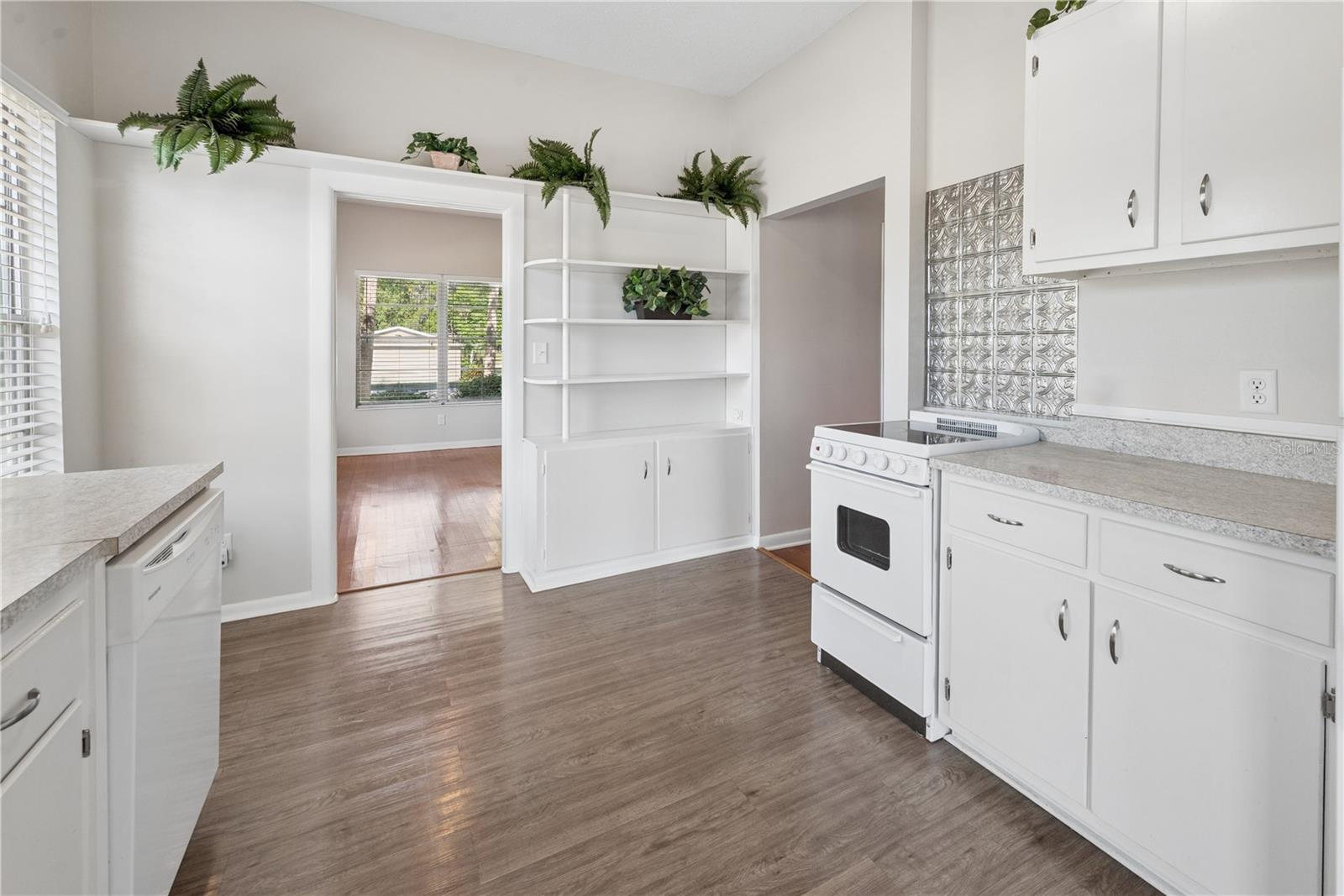 CARTERS ADD TO NEWBERRY - Residential