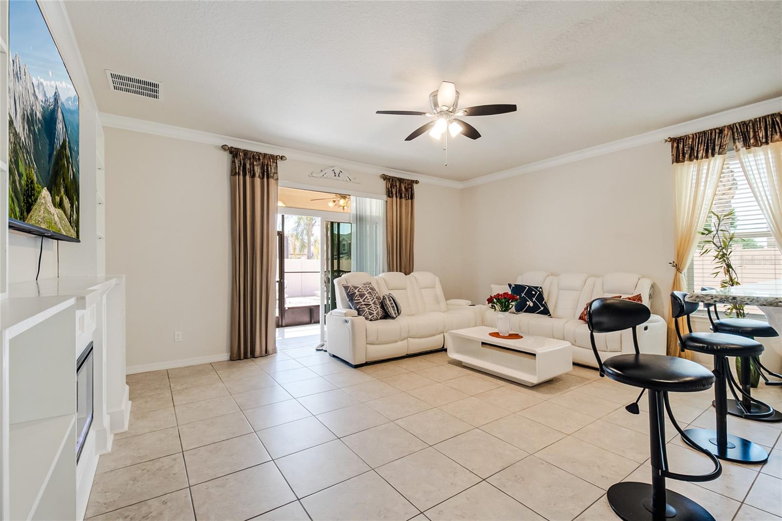 LESTER RIDGE - Residential