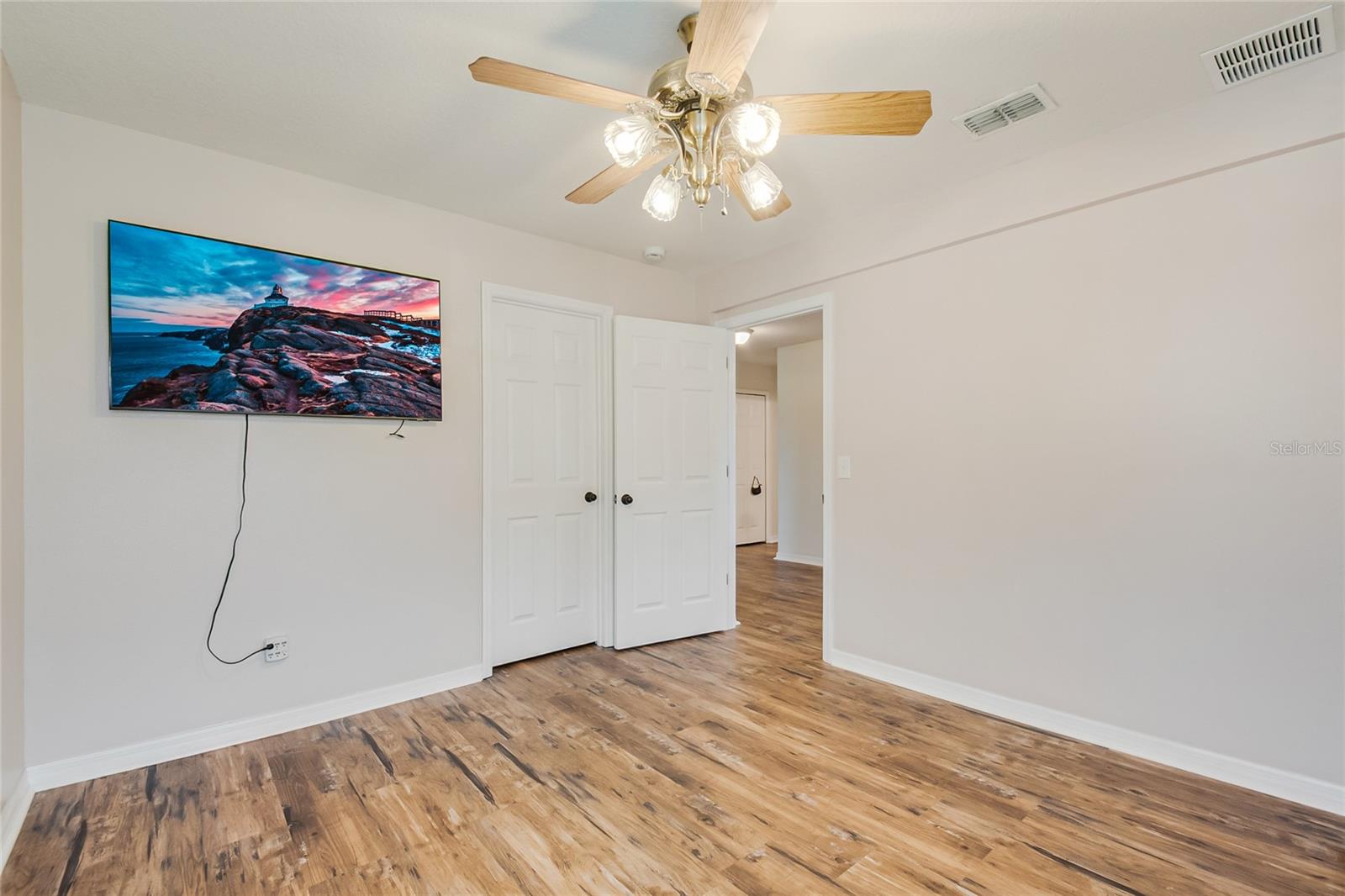 LESTER RIDGE - Residential