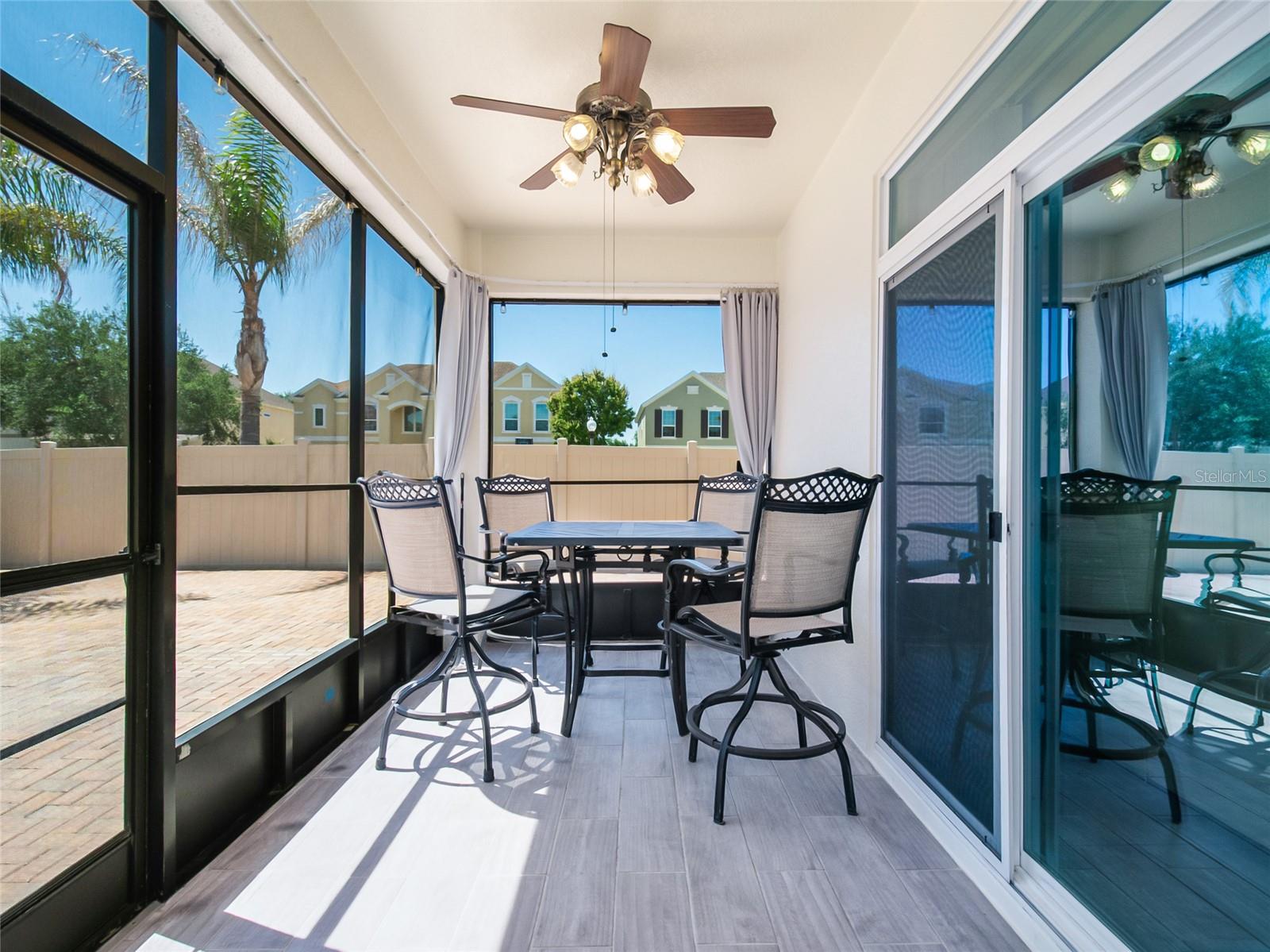 LESTER RIDGE - Residential