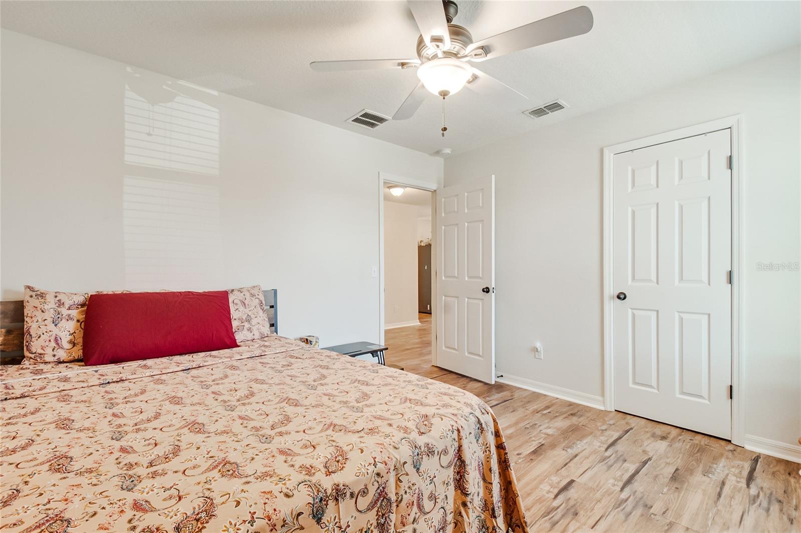 LESTER RIDGE - Residential
