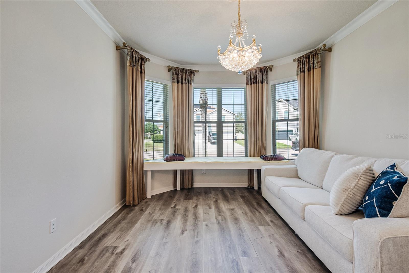 LESTER RIDGE - Residential