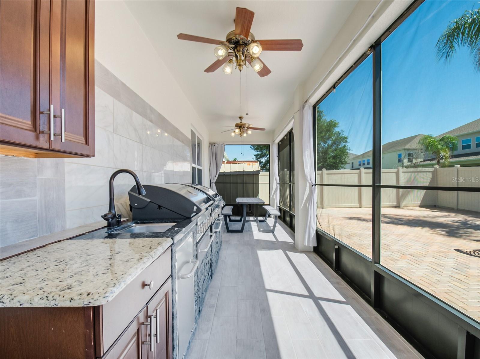 LESTER RIDGE - Residential