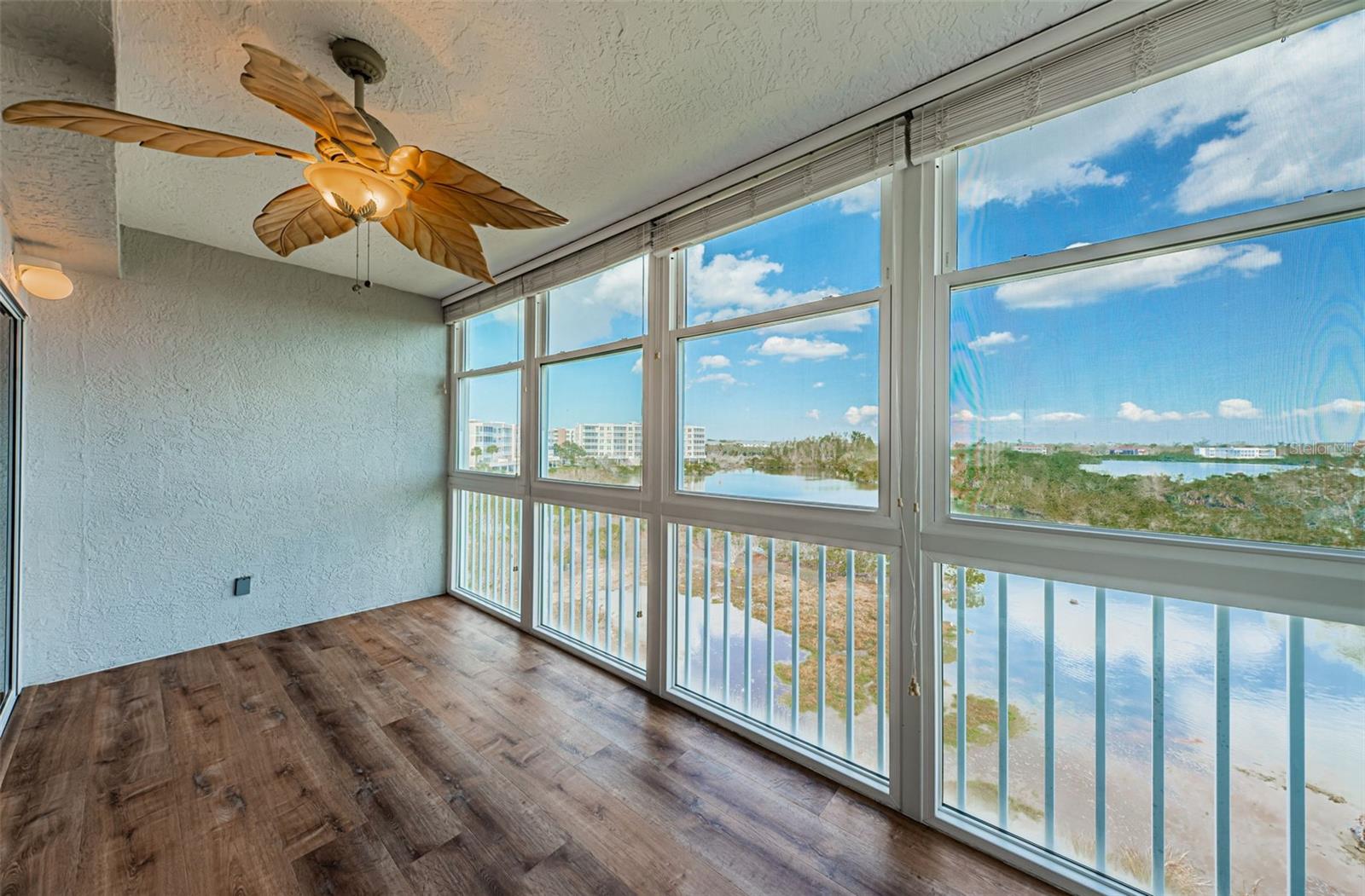 SHORES OF LONG BAYOU CONDO - Residential