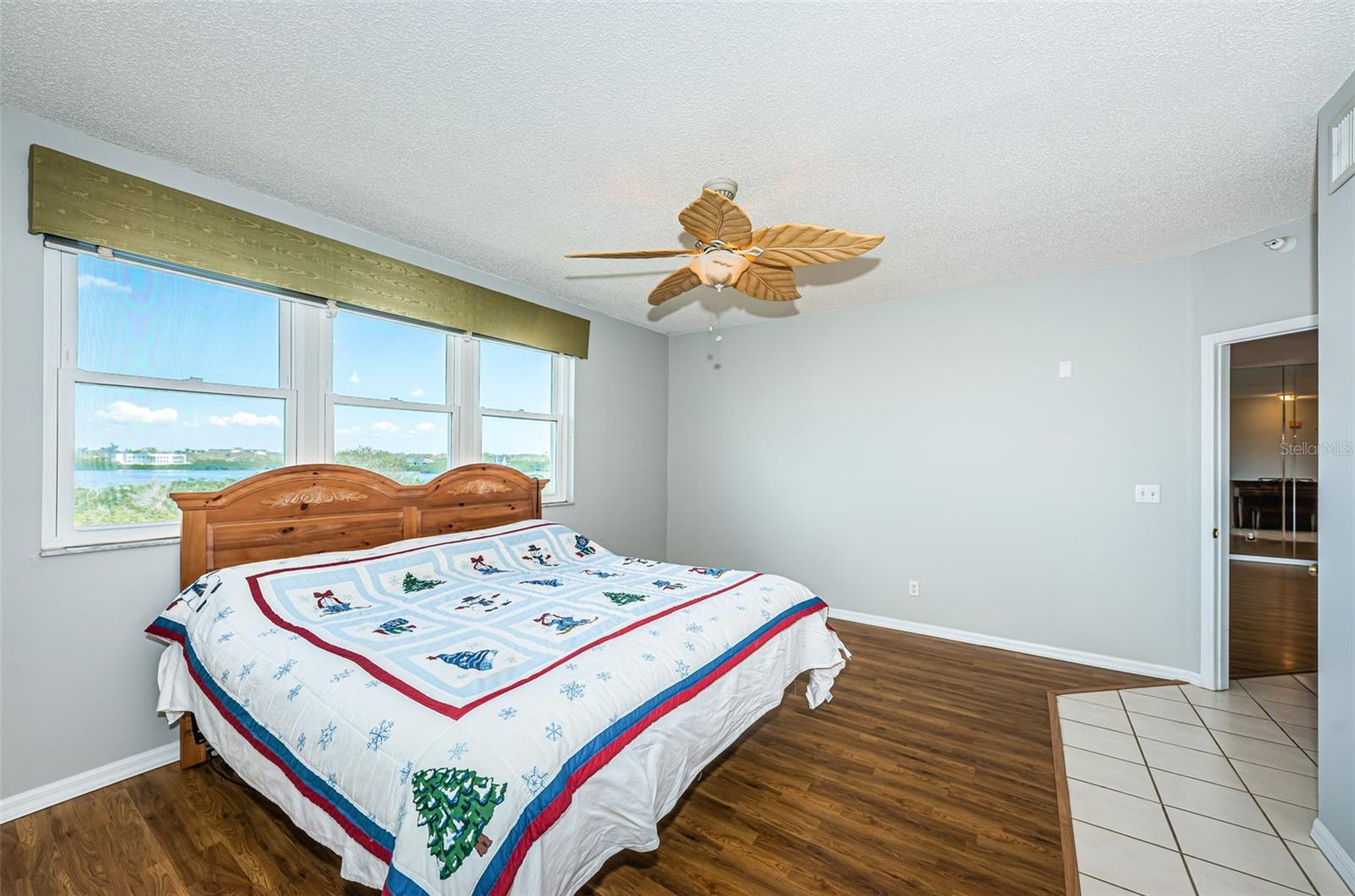 SHORES OF LONG BAYOU CONDO - Residential