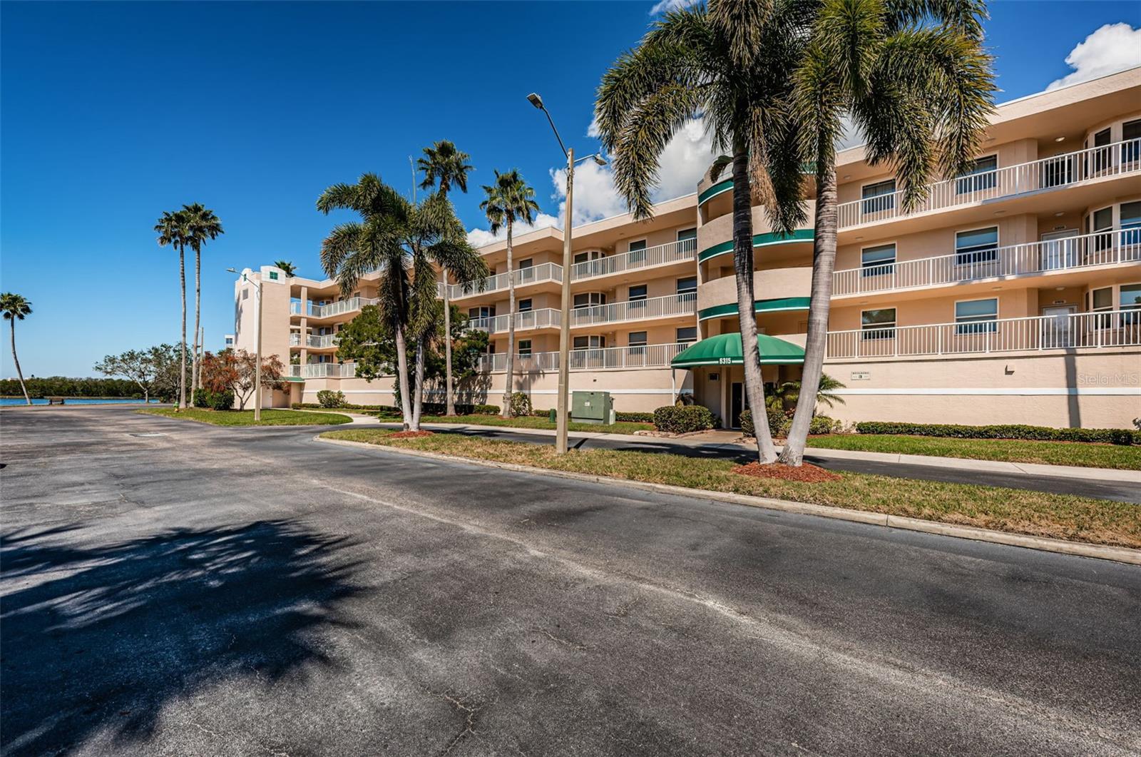 SHORES OF LONG BAYOU CONDO - Residential