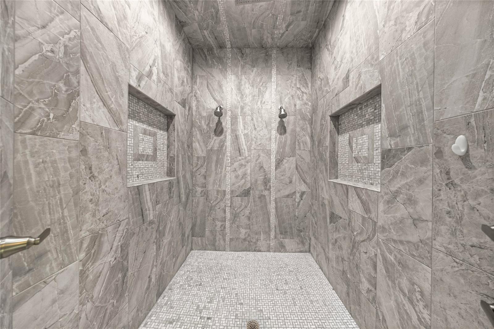 IRISH ACRES - Residential