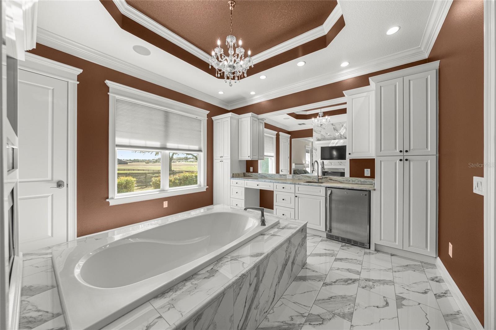 IRISH ACRES - Residential