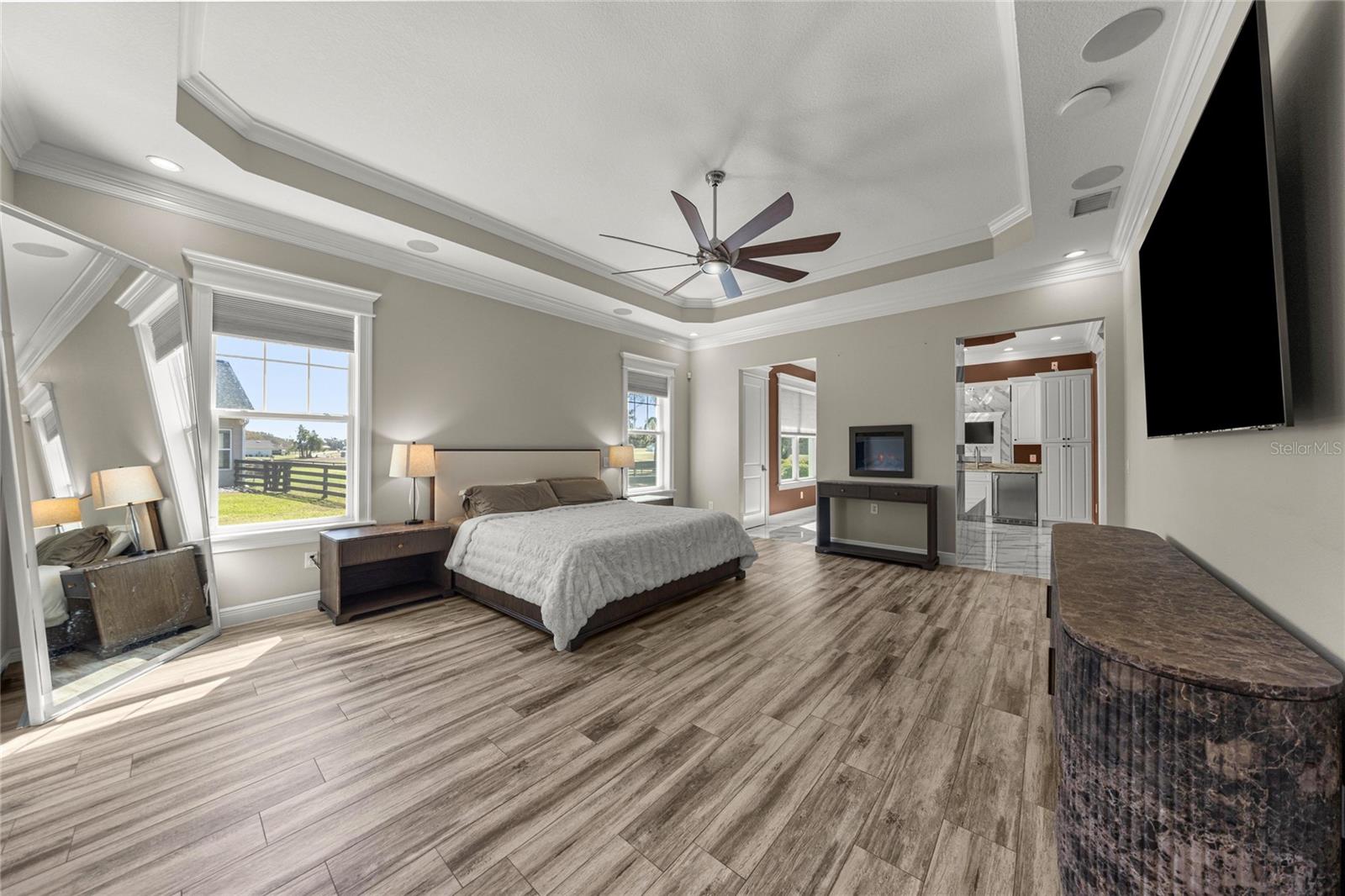 IRISH ACRES - Residential