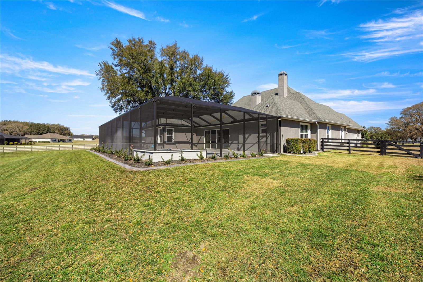 IRISH ACRES - Residential