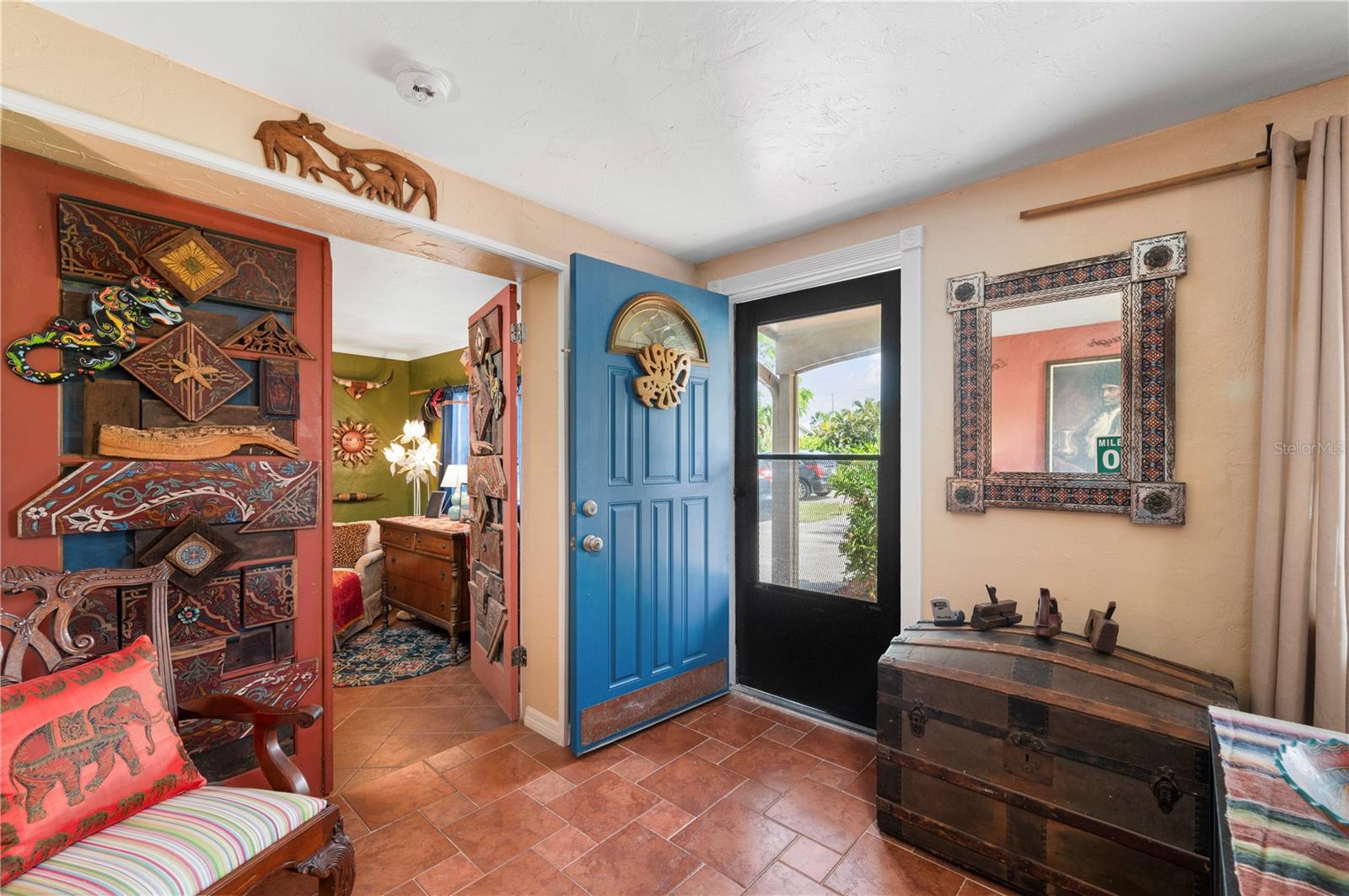 611 BONITA COURT