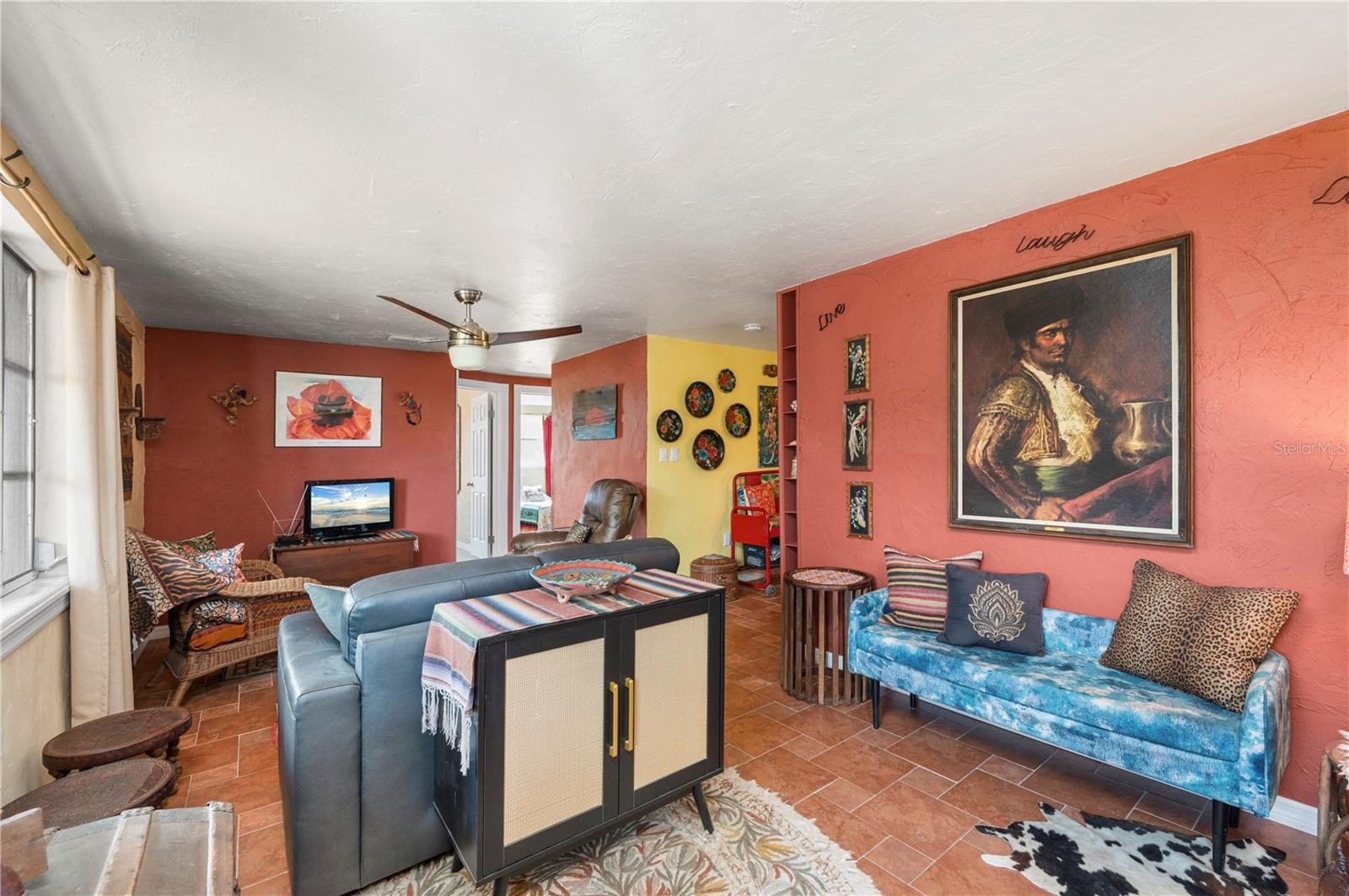 611 BONITA COURT