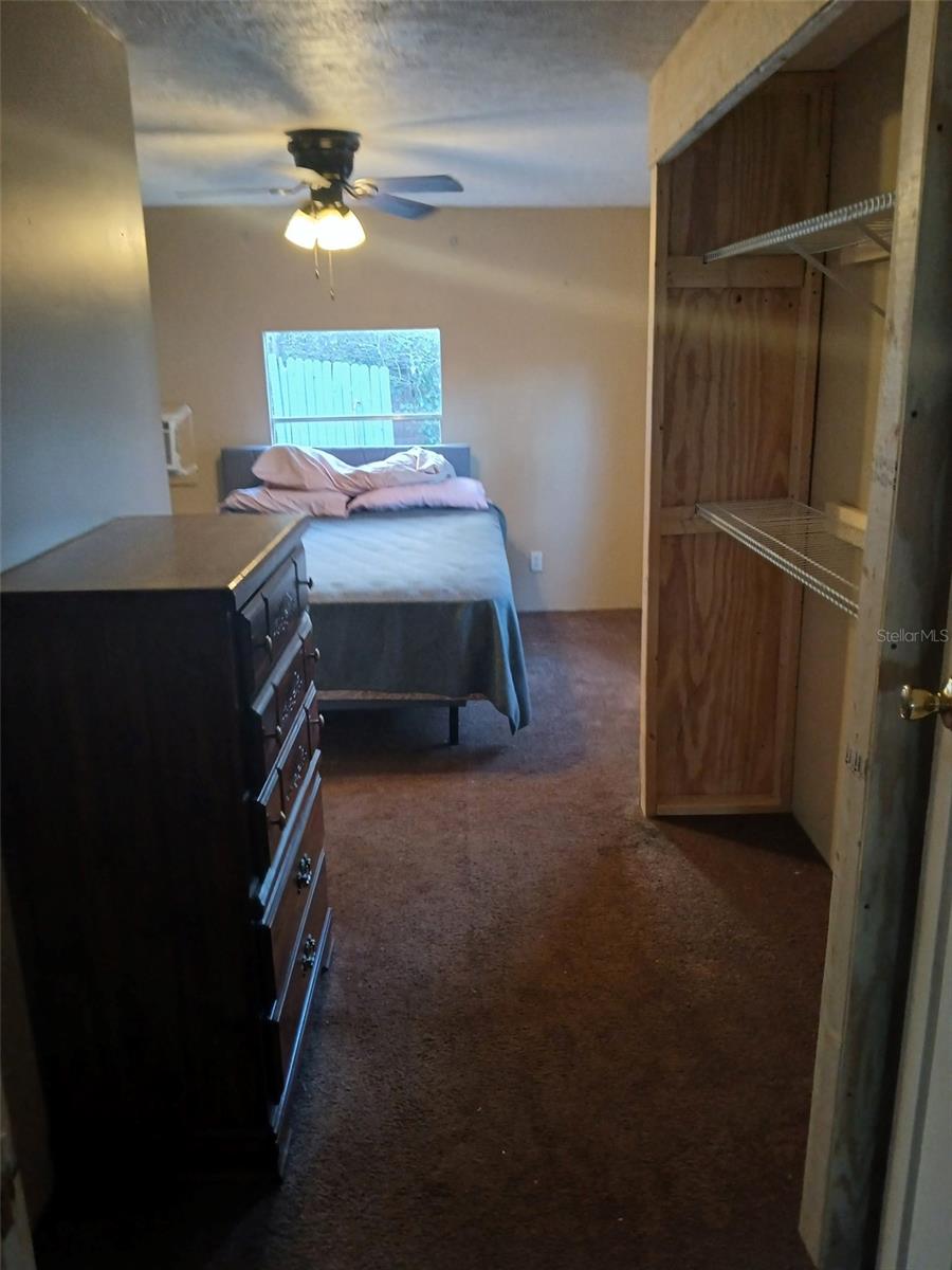 LAKEVIEW PARK - Residential