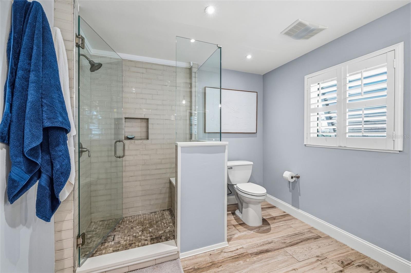 BROADWATER UNIT 2 BLK N - Residential