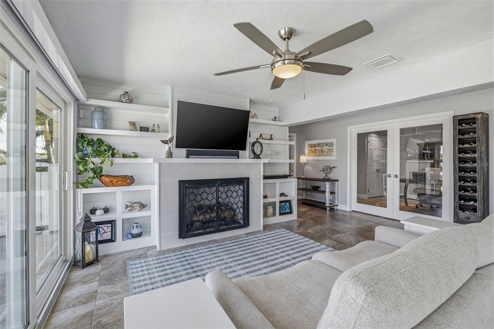 BROADWATER UNIT 2 BLK N - Residential