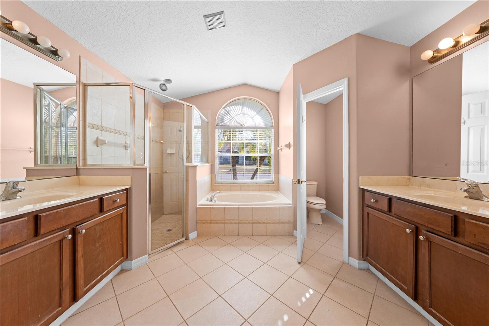 SOUTHPORT BAY - Residential Lease