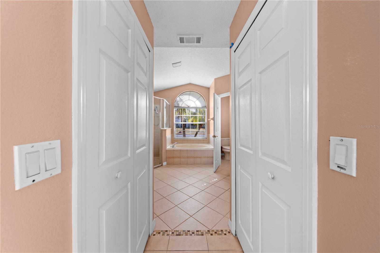 SOUTHPORT BAY - Residential Lease